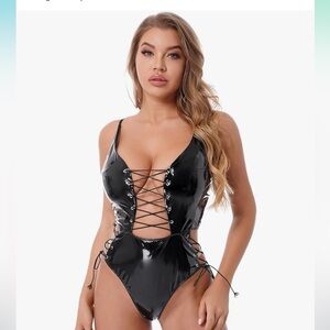 *NEW* Leather bodysuit